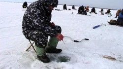 Зимняя рыбалка на водохранилищах на глубине